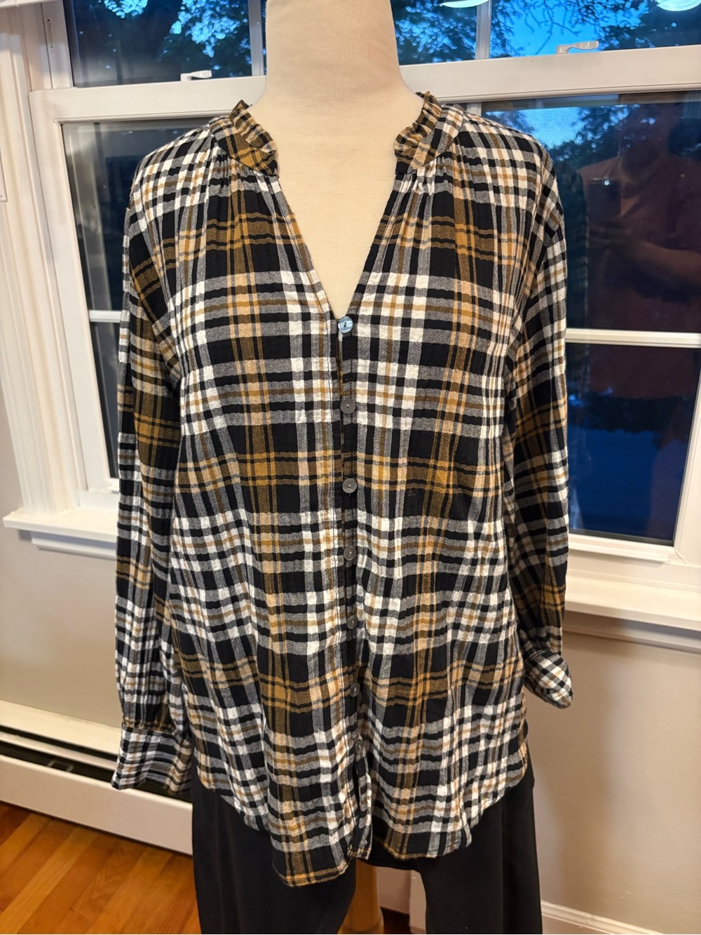 LOFT Women’s Black, White and Camel Plaid Flannel Button Down, Size L (EUC)